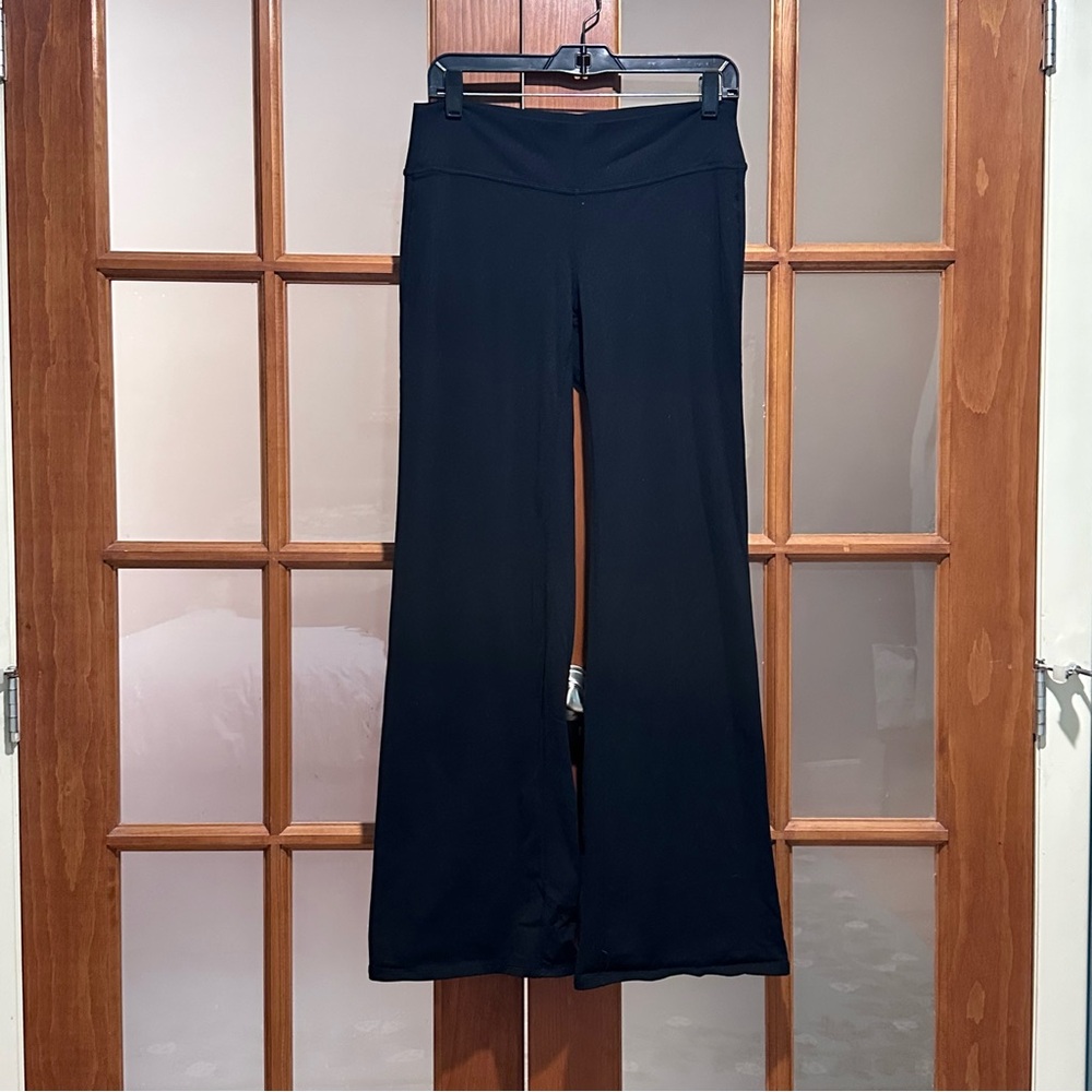 Athlete Black Wide-Leg Women's Yoga Pants Size: M